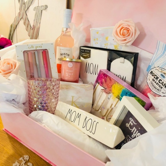 Custom Gifts - Picture 3 of 4